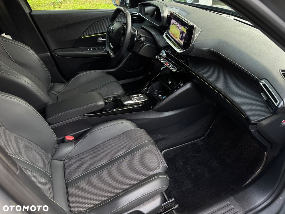 Peugeot 2008 1.5 BlueHDi GT S&S EAT8 - 8