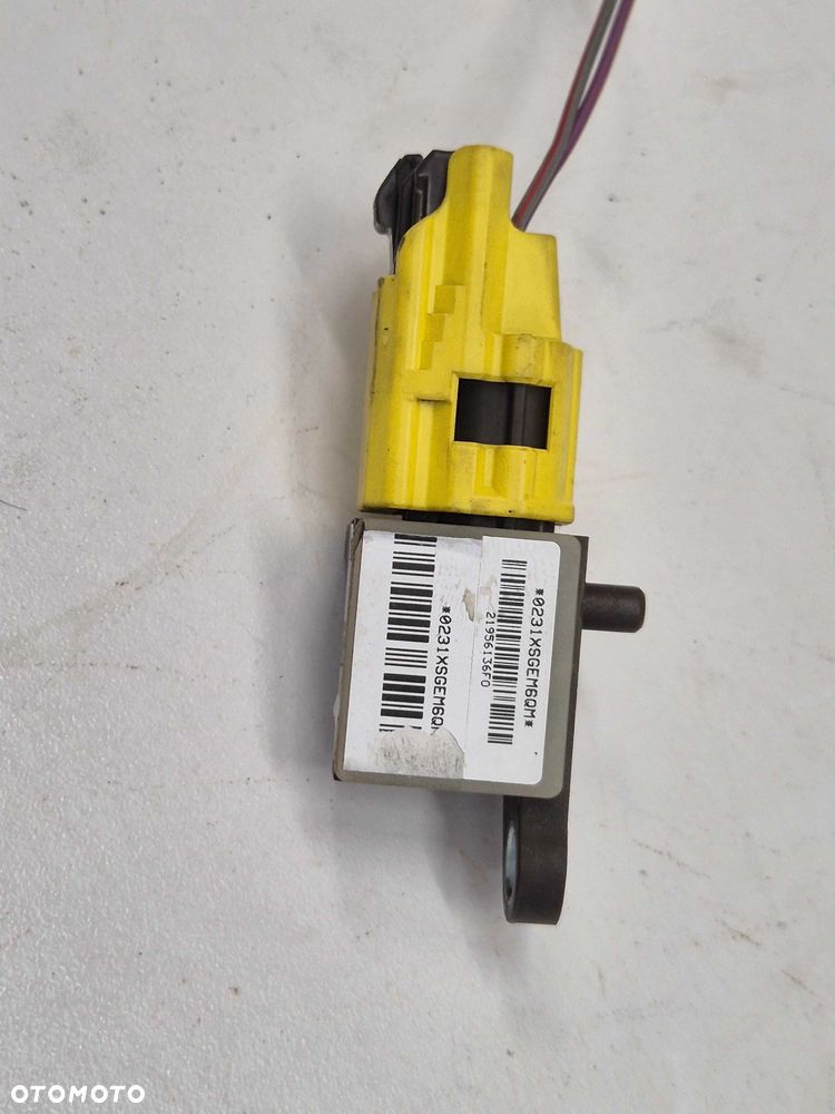 vw passat b6 czujnik sensor uderzenia  sensor - 2