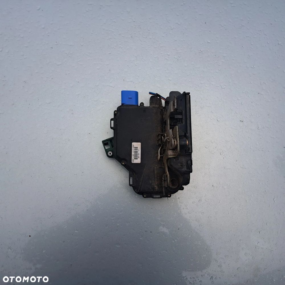VW POLO 9N SKODA FABIA ZAMEK PRAWY PRZÓD OE 3B1837016BP 8 PIN EUROPA - 1
