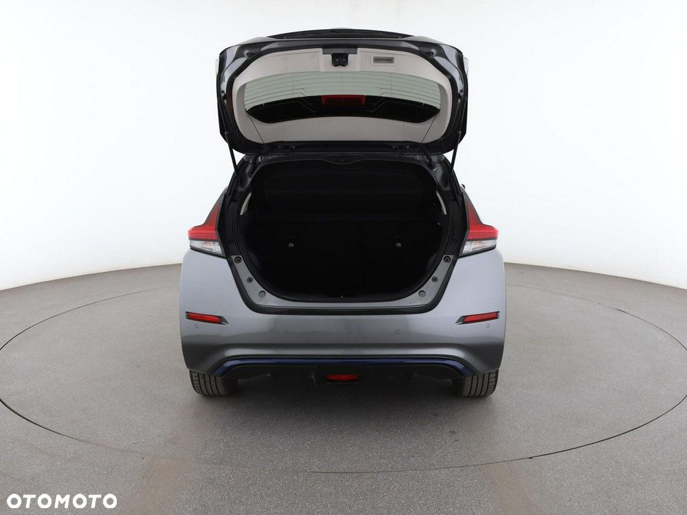 Nissan Leaf 40kWh N-Connecta - 19