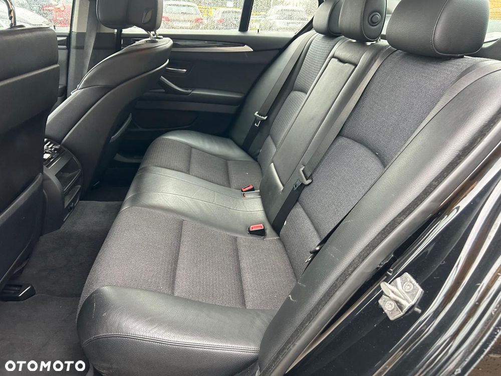 BMW Seria 5 530d Modern Line - 16