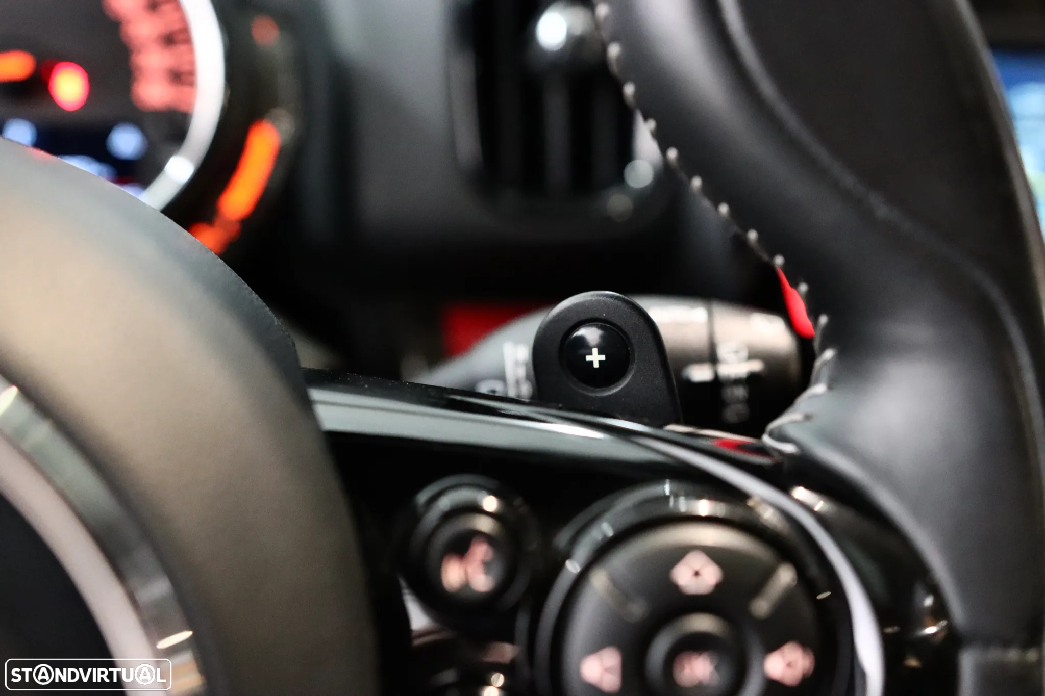 MINI Countryman Cooper SD Auto Desportiva - 18