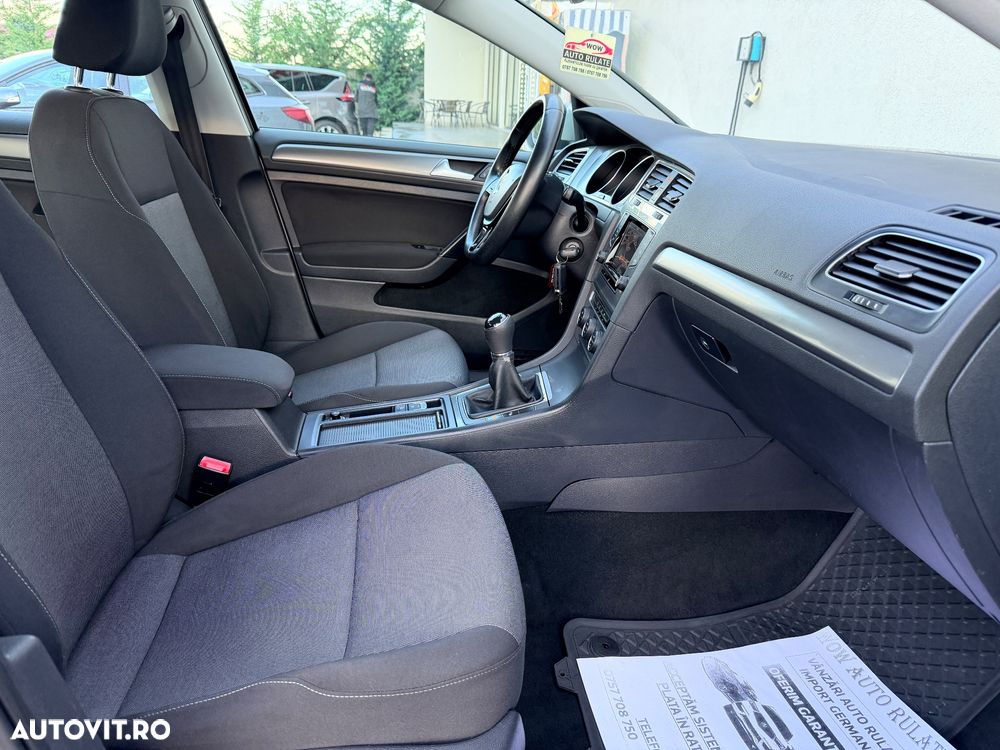 Volkswagen Golf 1.6 TDI BlueMotion Technology Comfortline - 16