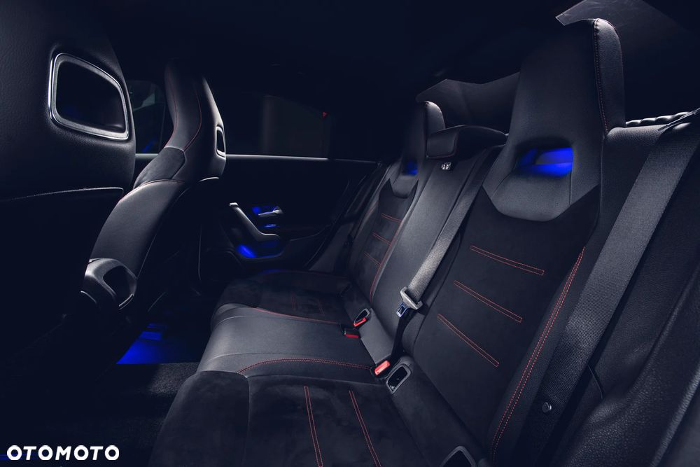 Mercedes-Benz CLA 200 AMG Line 7G-DCT - 22