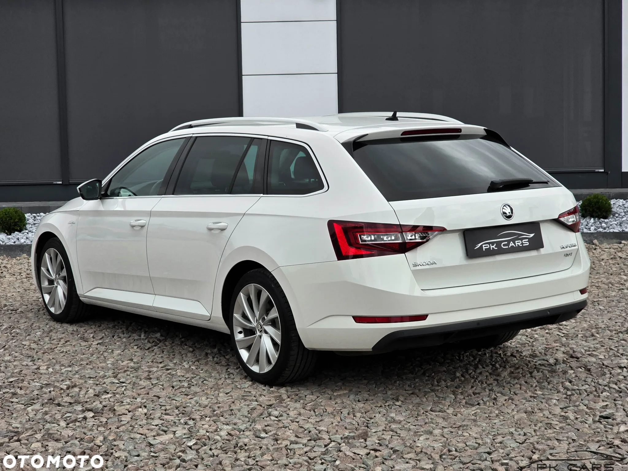 Skoda Superb Combi 2.0 TDI 4x4 DSG L&K - 20