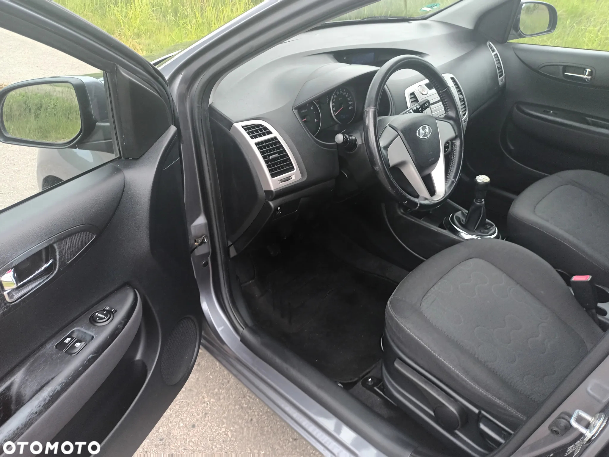 Hyundai i20 - 25
