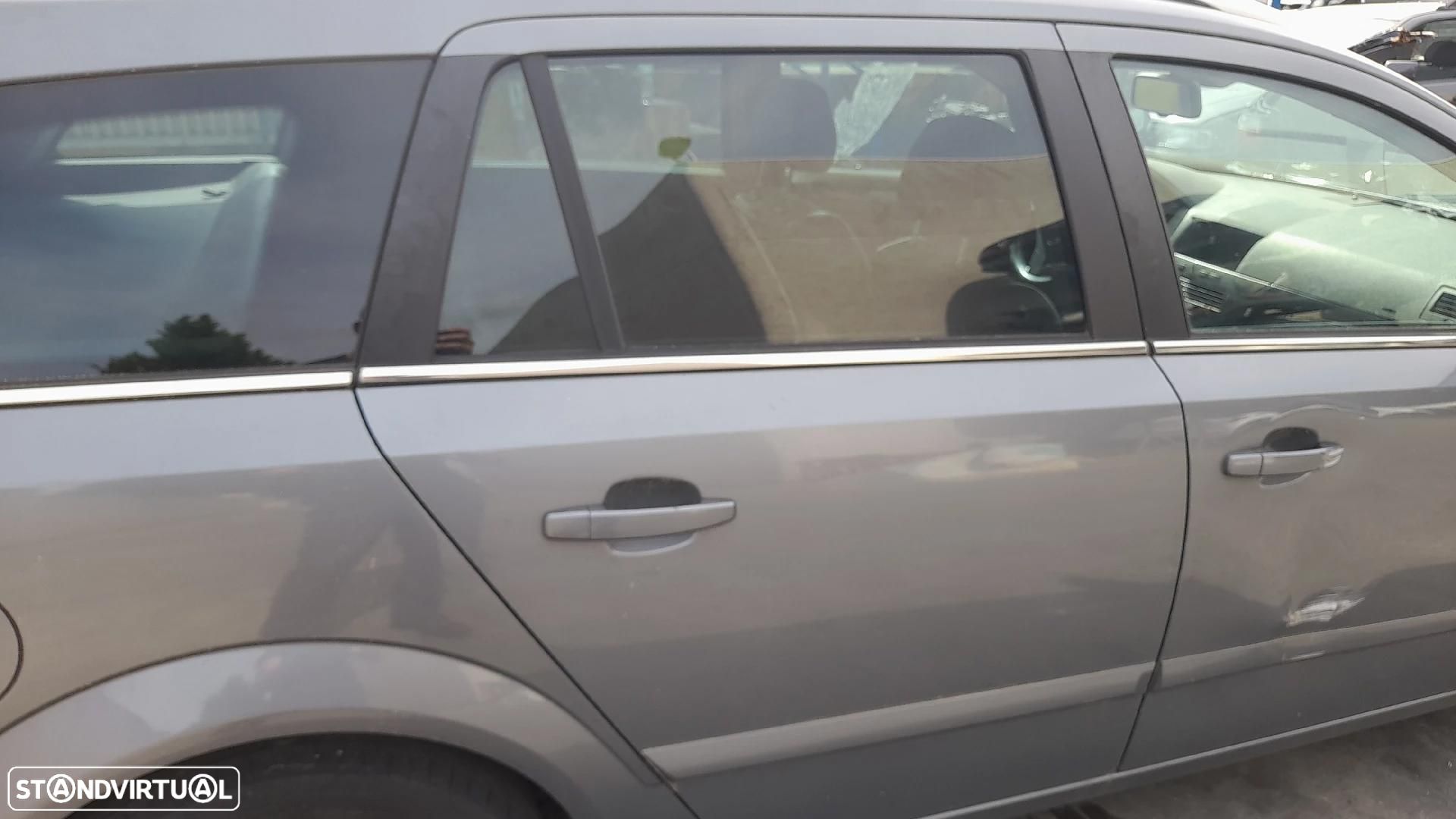 Porta trás direita OPEL Astra H Caravan (L35) - 1