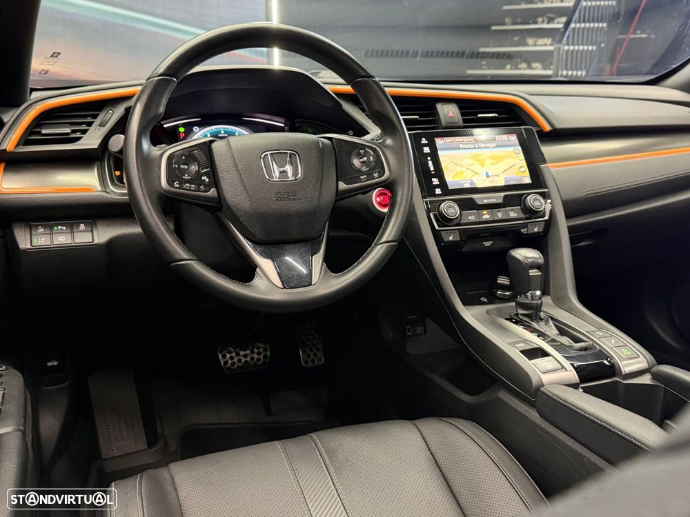 Honda Civic 1.0 i-VTEC Executive CVT - 12