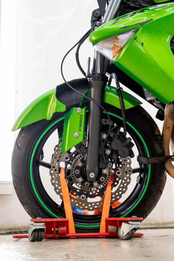 Kawasaki ER - 14