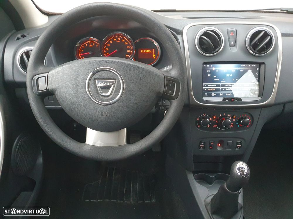 Dacia Sandero - 7