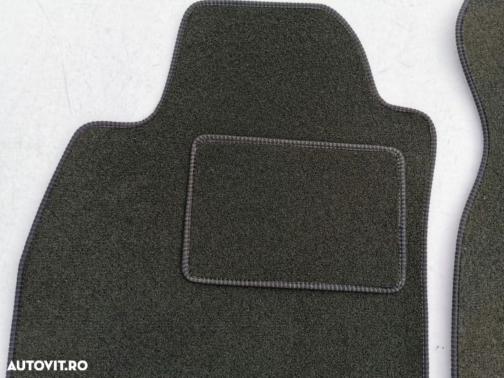 Covorase mocheta Audi A6 C5 Covorase mocheta AUDI A 6 C5 - 6