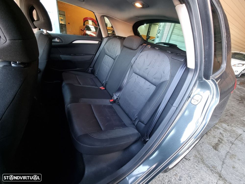 Citroën C4 1.6 e-HDi Exclusive CMP6 - 5