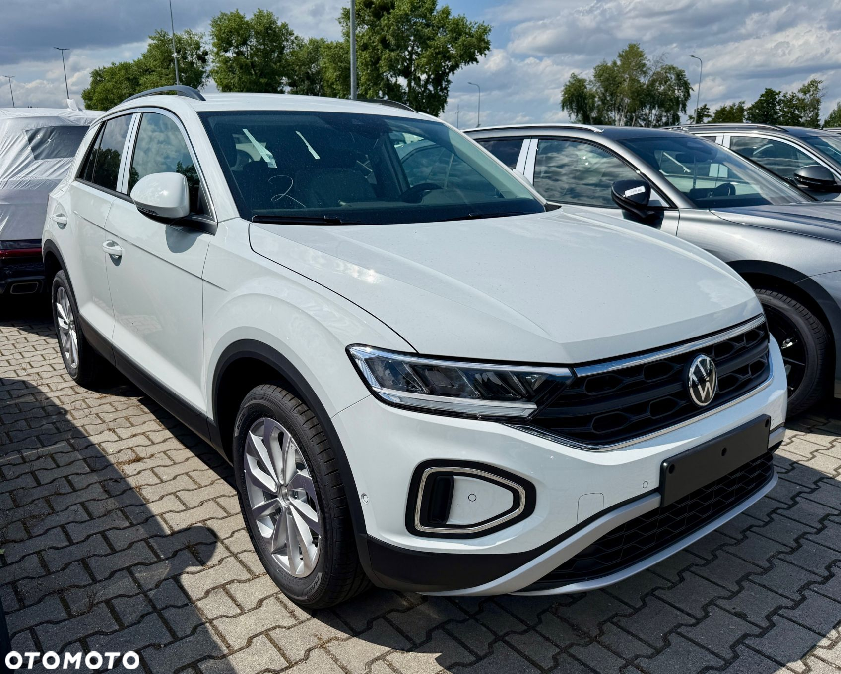 Volkswagen T-Roc 1.5 TSI Life Plus - 4