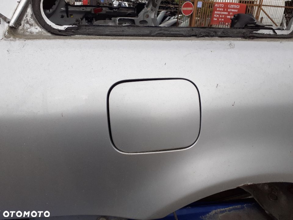 KLAPA WLEWU PALIWA AUDI A4 B5 KOMBI - 1