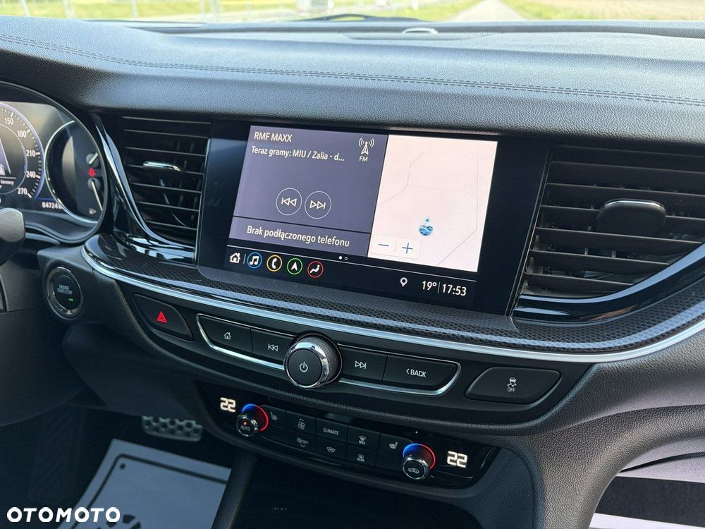 Opel Insignia - 12