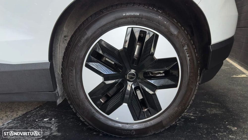 Volvo EX30 Single Motor Extended Range RWD Core - 13