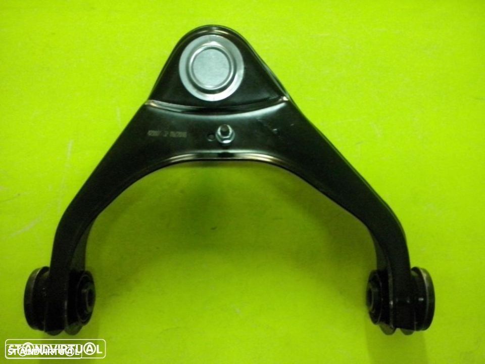 Braços suspensão Superiores Mitsubishi L200 2WD KAT 2005- (Novos) - 2