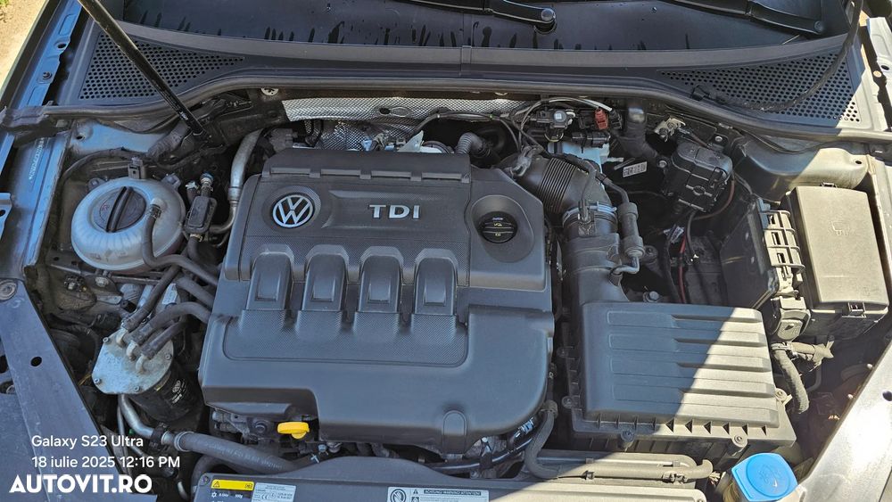 Volkswagen Passat Variant 2.0 TDI DSG (BlueMotion Technology) Highline - 32