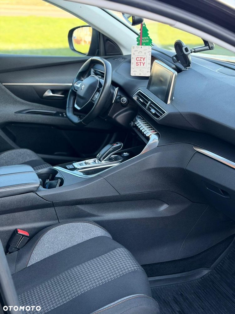 Peugeot 5008 1.5 BlueHDi Active S&S EAT8 - 4