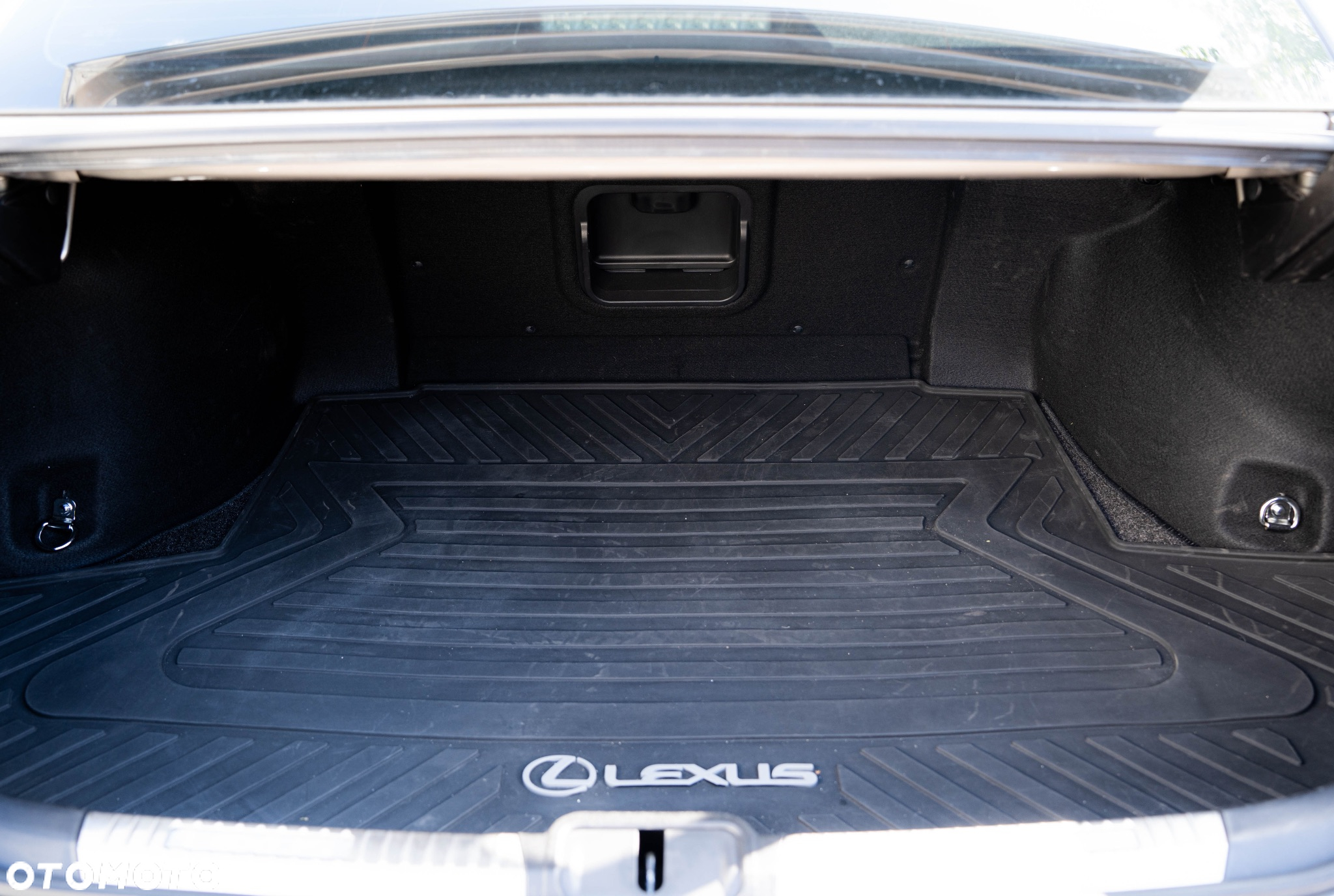 Lexus ES - 15