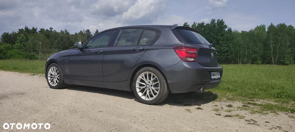 BMW Seria 1 120d Sport Line - 3