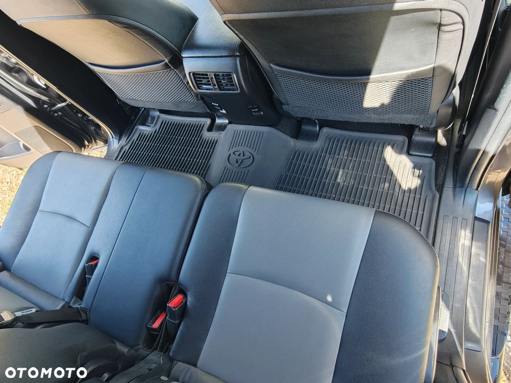 Toyota 4-Runner - 19