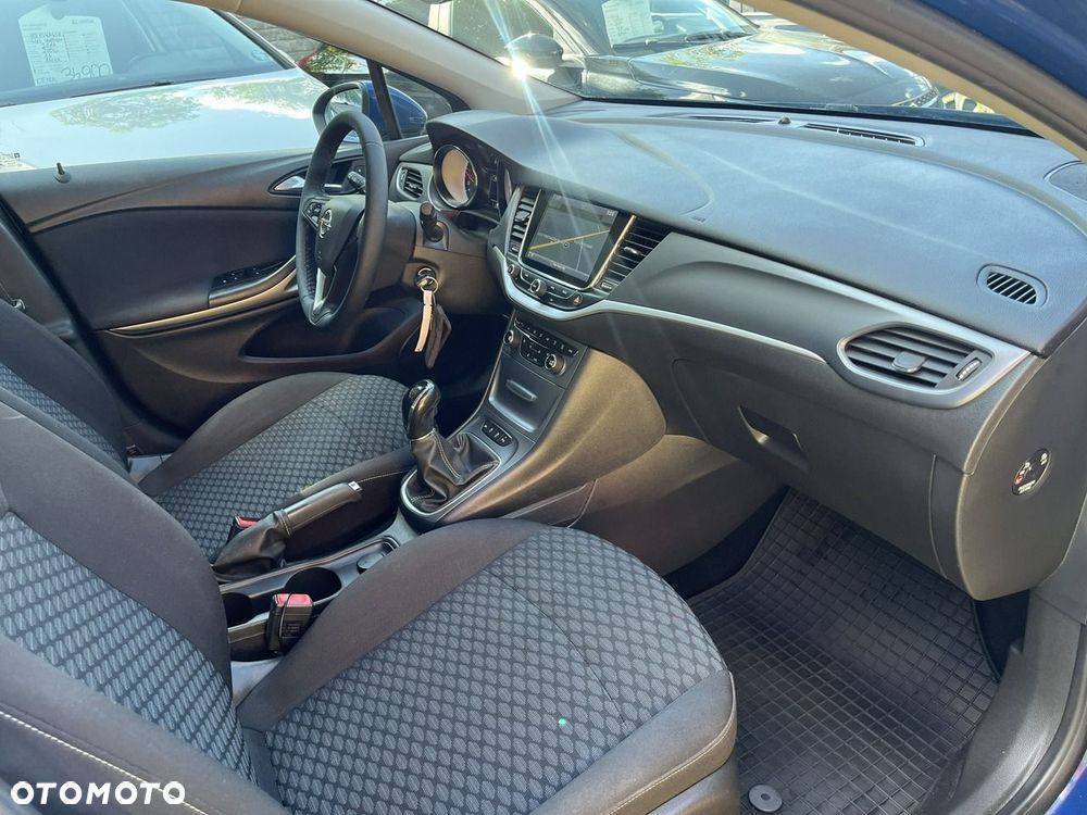 Opel Astra - 24