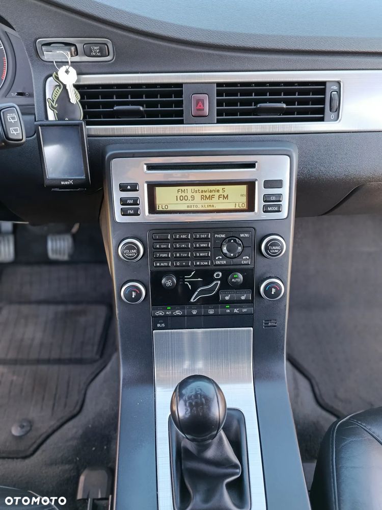 Volvo V70 2.5T Momentum - 21