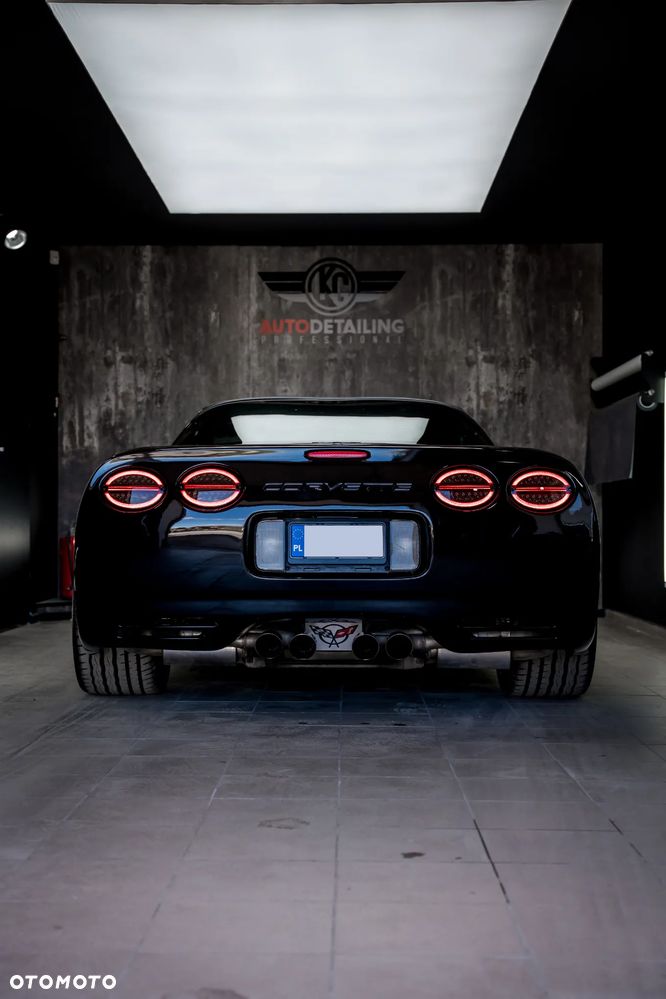 Chevrolet Corvette - 34