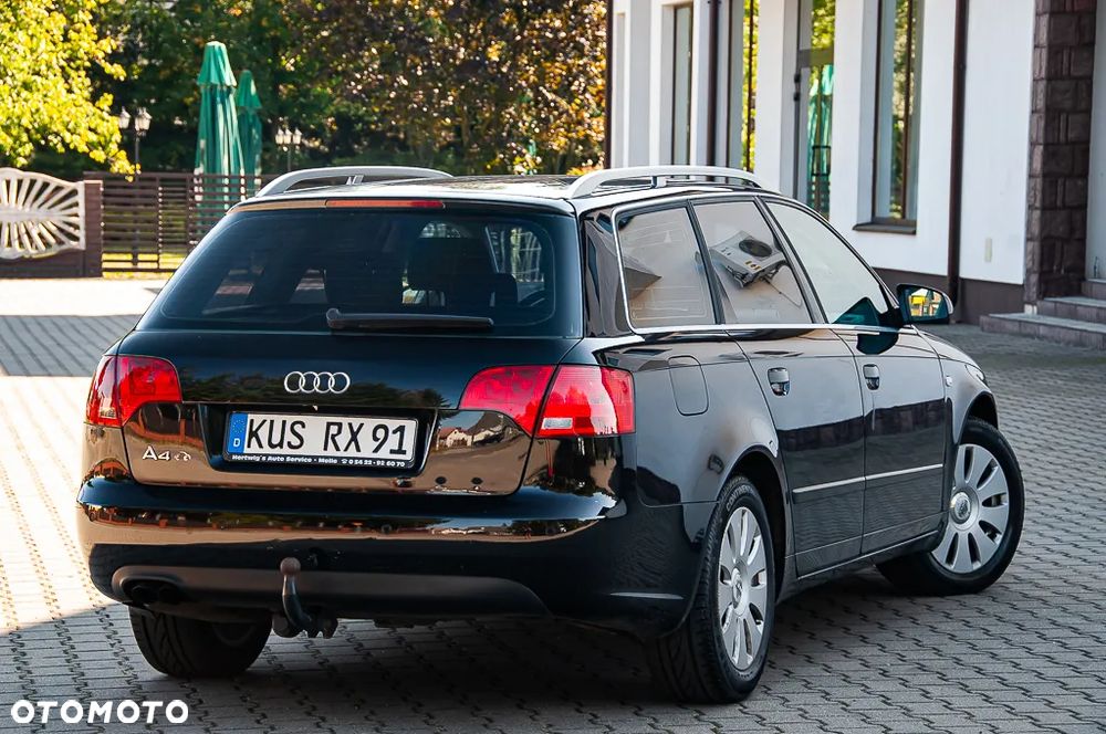 Audi A4 Avant 2.0 TDI - 10