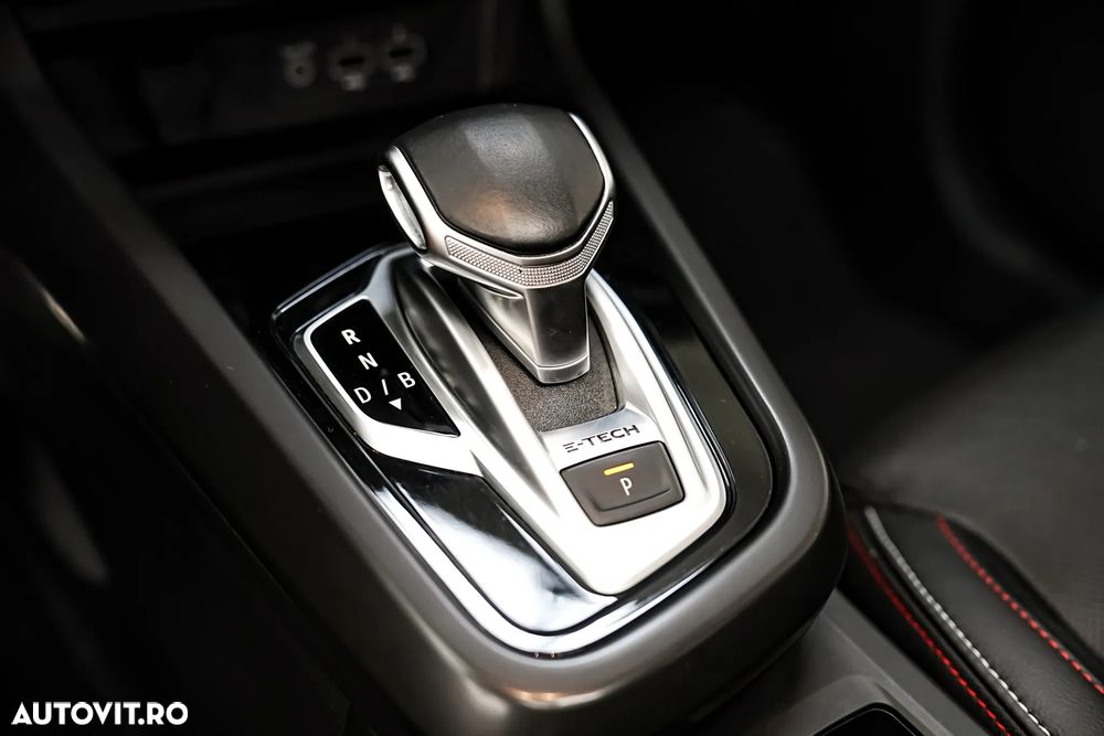 Renault Arkana E-TECH RS Line - 32