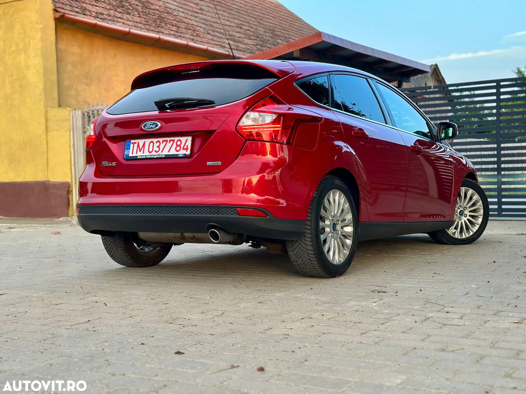 Ford Focus - 13