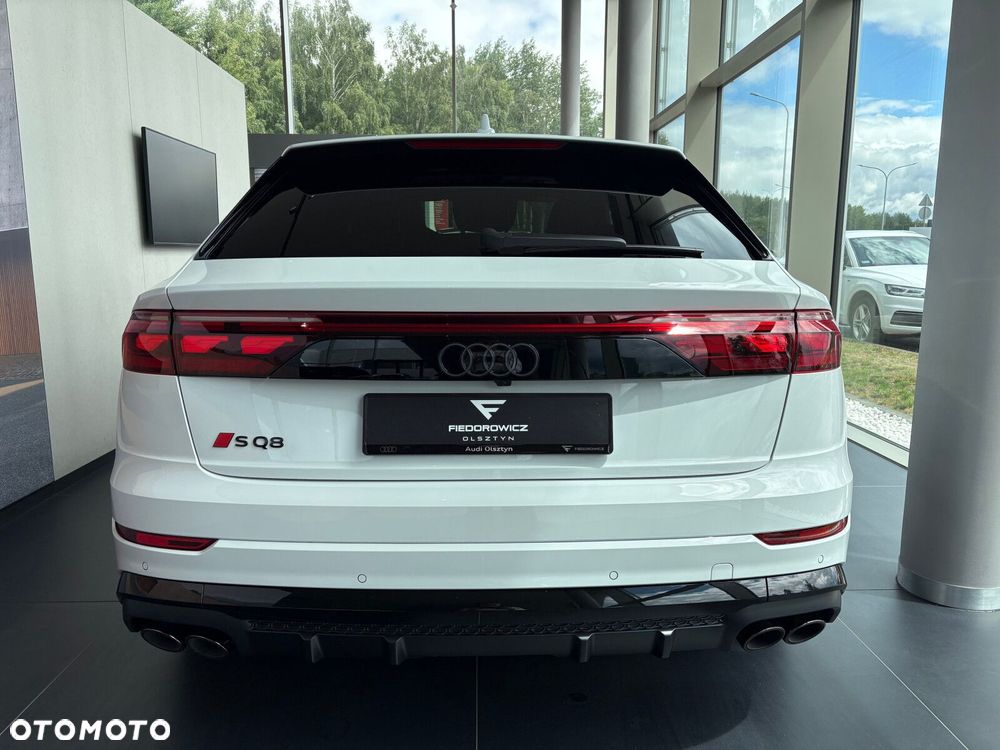 Audi Q8 - 7