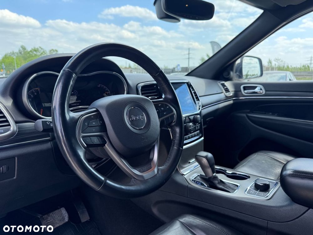 Jeep Grand Cherokee - 10