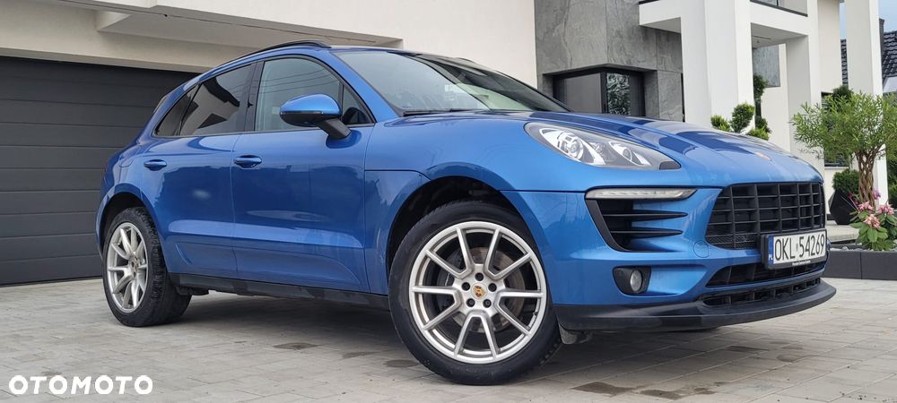 Porsche Macan - 1