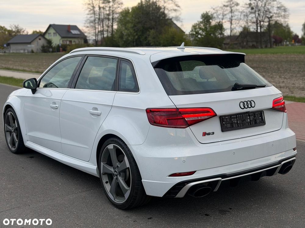 Audi RS Q3 Sportback - 7