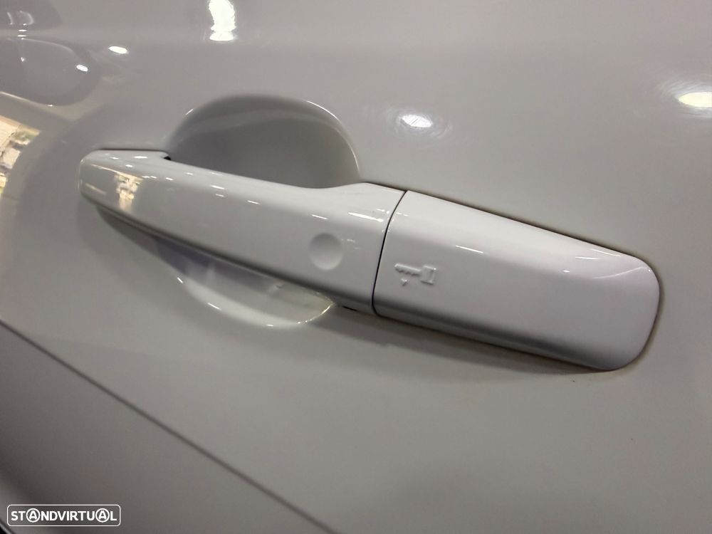 Jaguar XE 20d Aut. R-Sport - 30