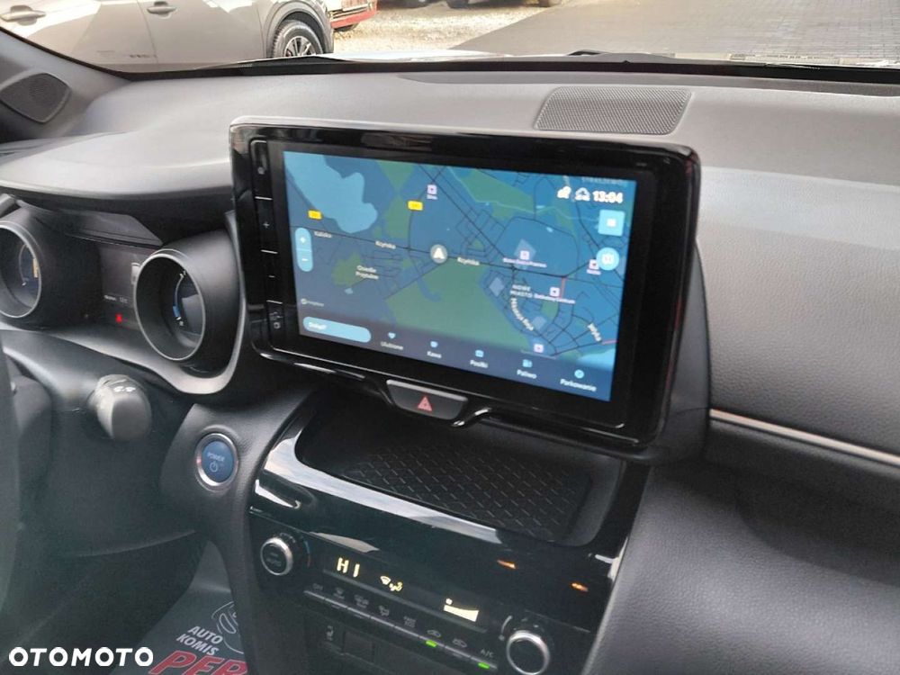 Toyota Yaris Cross - 17