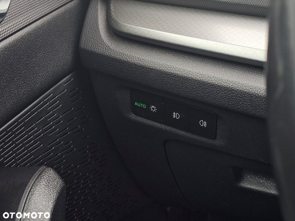 Skoda Octavia 2.0 TDI Ambition DSG - 13