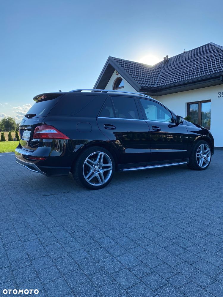 Mercedes-Benz ML - 22