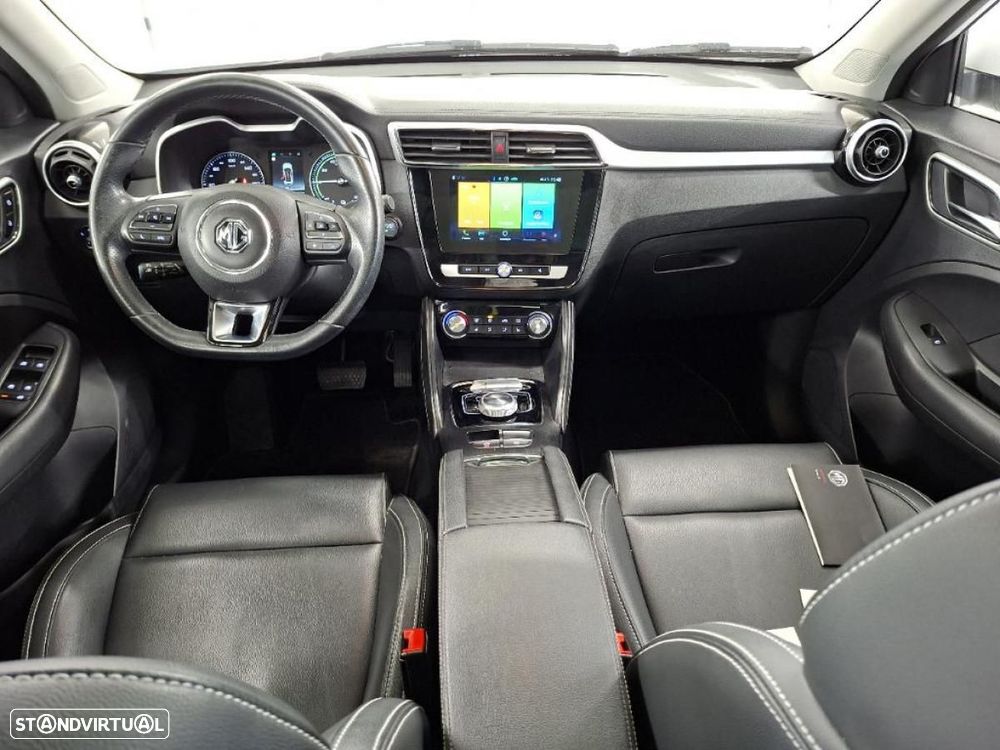 MG ZS Luxury - 3