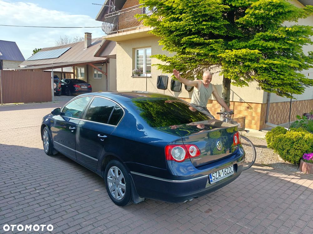 Volkswagen Passat 2.0 TDI Comfortline - 5