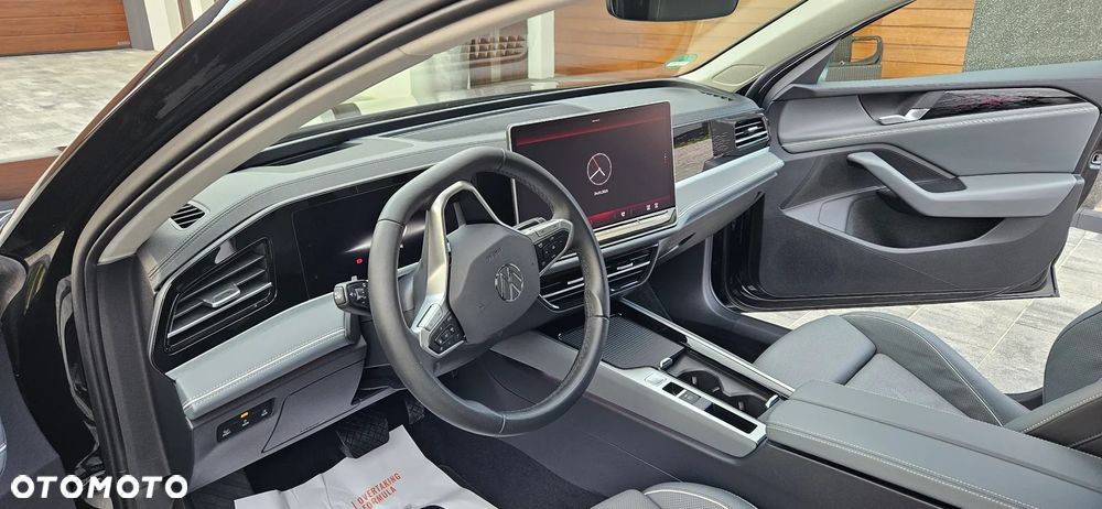 Volkswagen Passat 2.0 TDI SCR DSG Elegance - 7