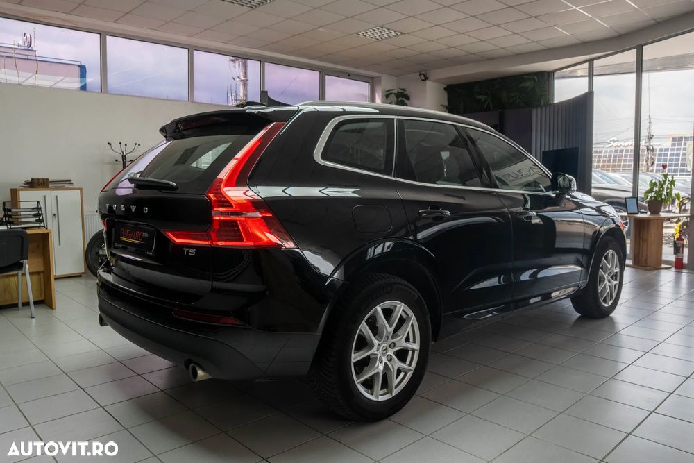 Volvo XC 60 T5 Geartronic Momentum Pro - 31