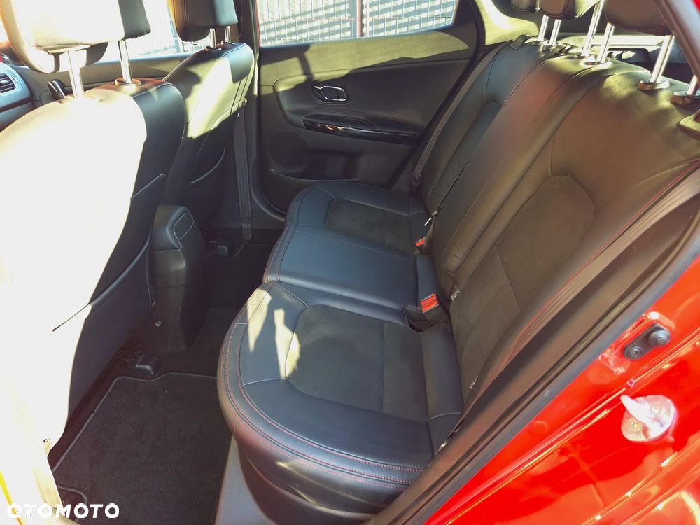 Kia Ceed 1.6 T-GDI GT-Challenge - 28