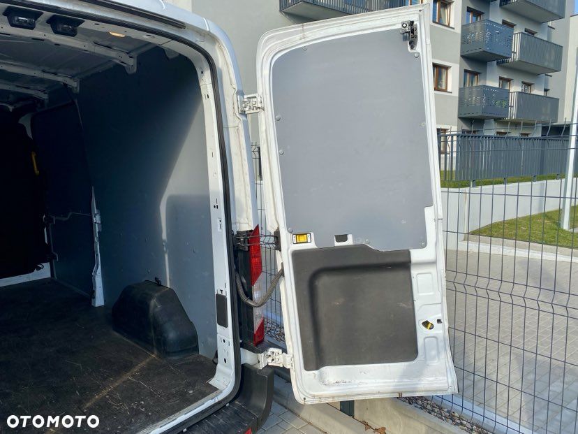Ford Transit - 15