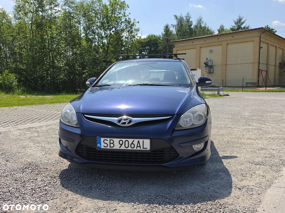Hyundai i30 1.6 CRDi Comfort EU5 - 18