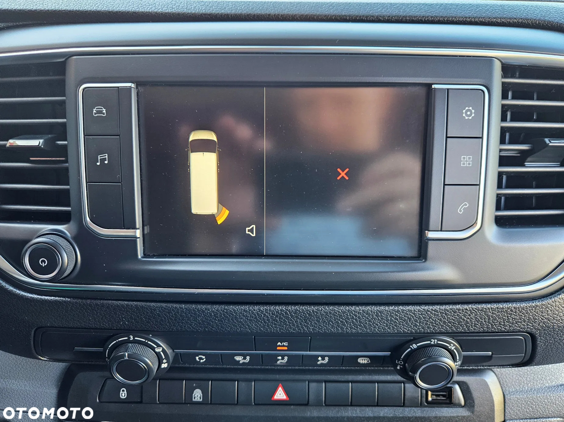Opel VIVARO 2.0 150KM - 15