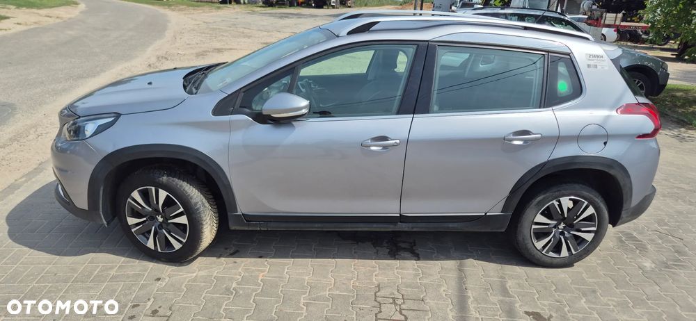 Peugeot 2008 1.2 Pure Tech GPF Crossway S&S - 10