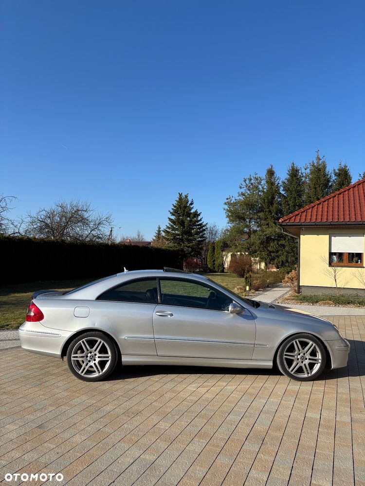 Mercedes-Benz CLK - 3